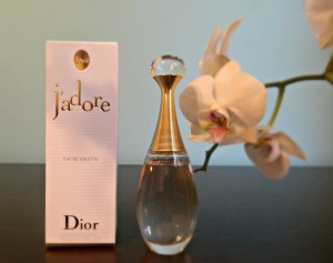 δώρο ένα Dior "j'adore" eau de toilette 50ml