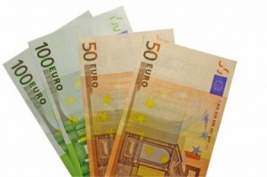 300-euro-dwroepitagi