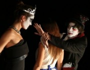 aliki-sti-xwra-twn-thaymatwn