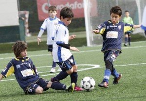 1623332_688121561210706_1809332033_n