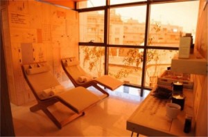 diagonismos-cosmopolitan-APIVITA