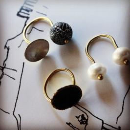 Διαγωνισμός για 3 δαχτυλίδια σεβαλιέ Διαγωνισμός για 3 δαχτυλίδια σεβαλιέ