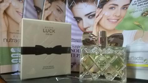 Διαγωνισμός με δώρο ένα γυναικείο άρωμα Avon Luck της Avon
