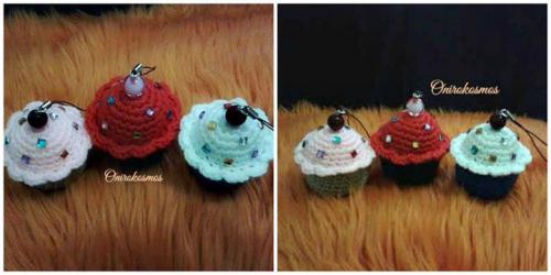 Διαγωνισμός με δώρο τρία μπρελόκ amigurumi cupcakes