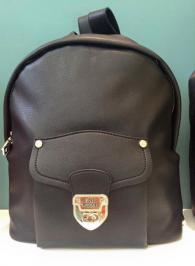 Διαγωνισμός με δώρο μια τσάντα Moschino backpack new collection