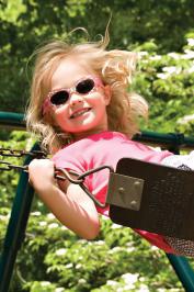 Διαγωνισμός με δώρο ένα ζευγάρι παιδικά γυαλιά ηλίου