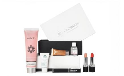 Διαγωνισμός για ένα Make Up Gift Set by Glowbox
