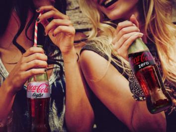 Διαγωνισμός με δώρο coca-Cola για ένα χρόνο