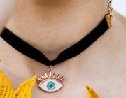 diagonismos-me-doro-ena-xeiropoiito-choker-apo-to-lydias-jewels-247735.jpg