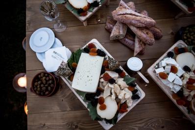 Διαγωνισμός με δώρο τραπέζι 10 ατόμων στο σπίτι σας με πιάτα που έχουν επιμεληθεί οι Δημήτρης Σκαρμούτσος και Jean Louis Capsalas