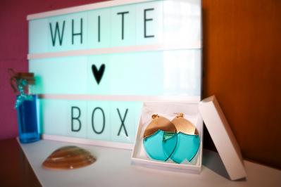 Διαγωνισμός για ένα ζευγάρι σκουλαρίκια από το κατάστημα White Box